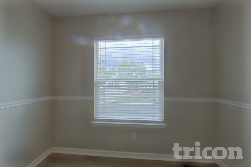 Building Photo - 20226 Willowbend Ln