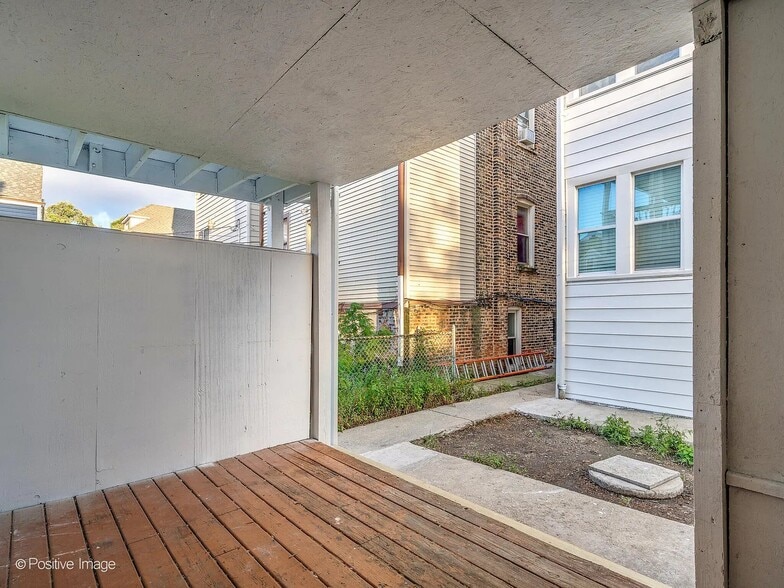 Building Photo - 3016 W 40th St