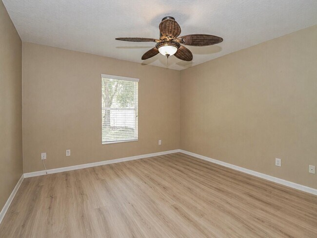 Building Photo - 113 Stony Point Dr