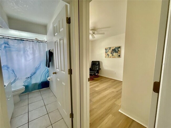 Building Photo - 5800 Sabal Trace Dr