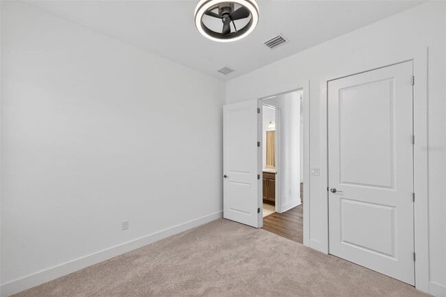 Building Photo - 8225 Golden Bch Ct