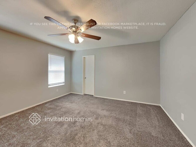 Building Photo - 4901 Waterford Dr
