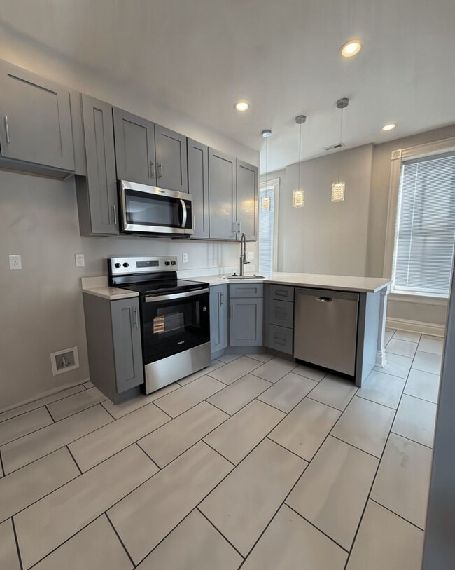 Building Photo - 4397 Gibson Ave