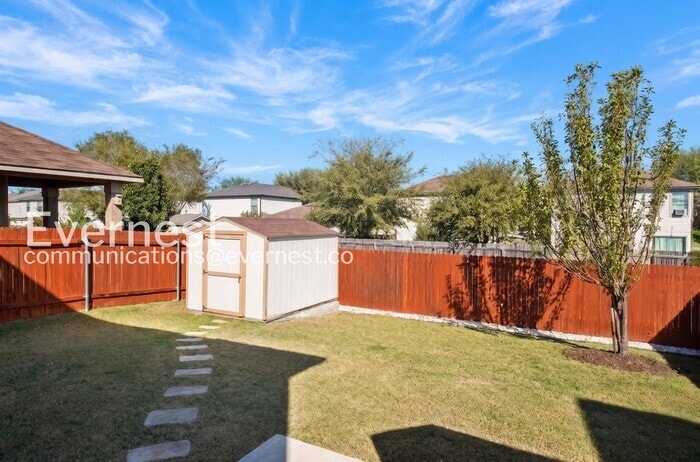 Building Photo - 7200 Derby Downs Dr