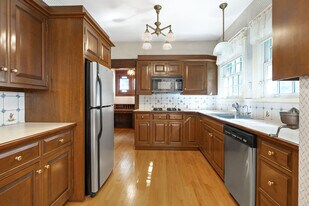 Building Photo - 30 Cheswick Rd