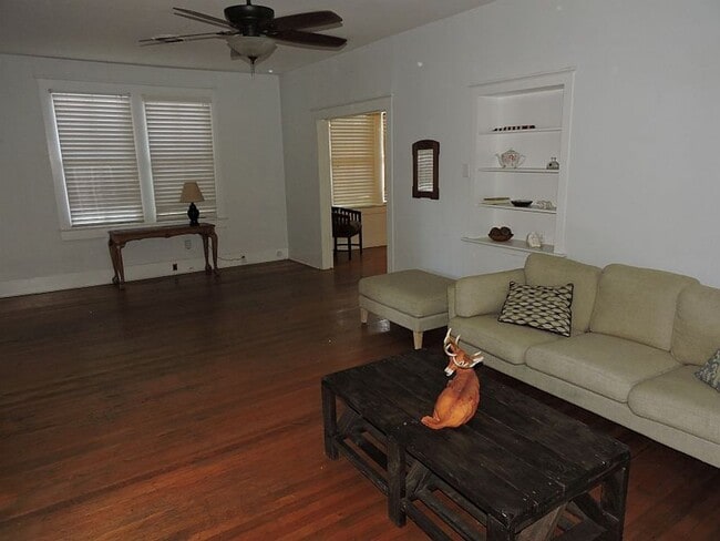 Building Photo - Garden District Home for Lease