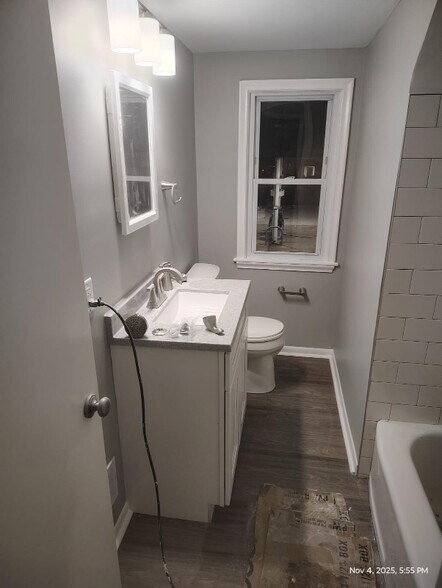 Building Photo - 3010 22nd Ave