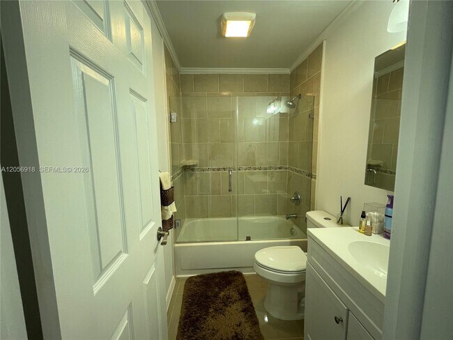 Building Photo - 899 Normandy Trail