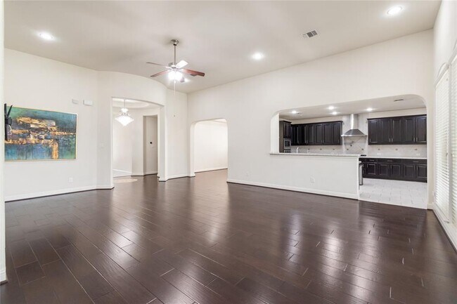 Building Photo - 3014 Paseo de Charros