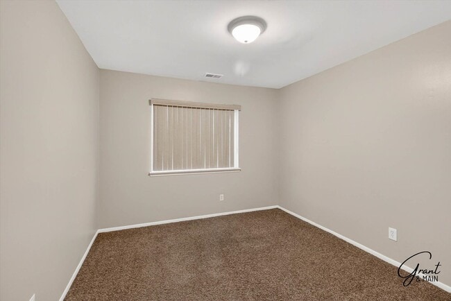Building Photo - 1 bedroom $1150