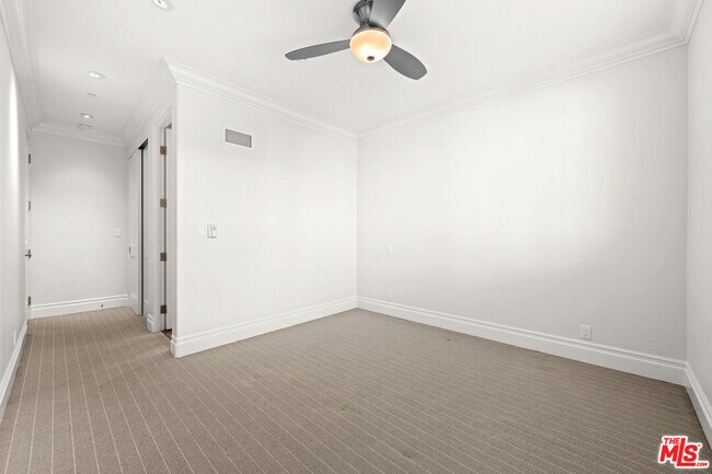 Building Photo - 201c Avenue A