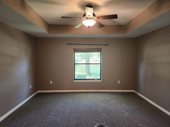 Building Photo - Belle Haven 2-Bedroom Condo with Pond View...