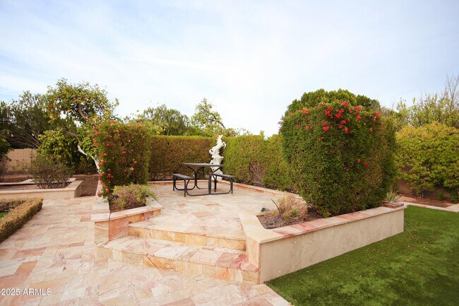 Building Photo - 3306 E Jaeger Cir
