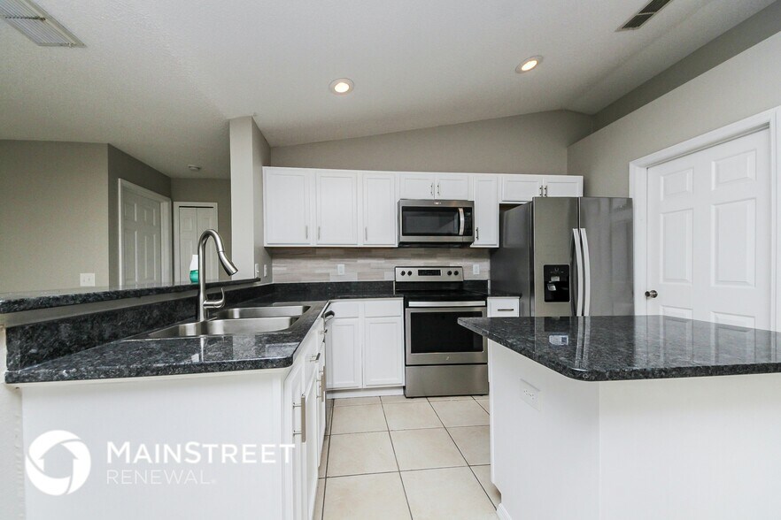 Building Photo - 741 Cockatoo Ct