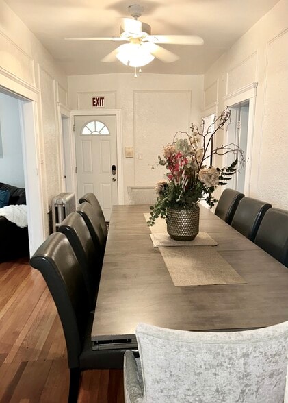 Building Photo - 51 Hazelton St