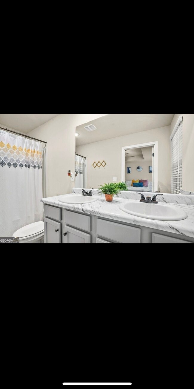 En suite primary bathroom - 125 White Mountain Pass