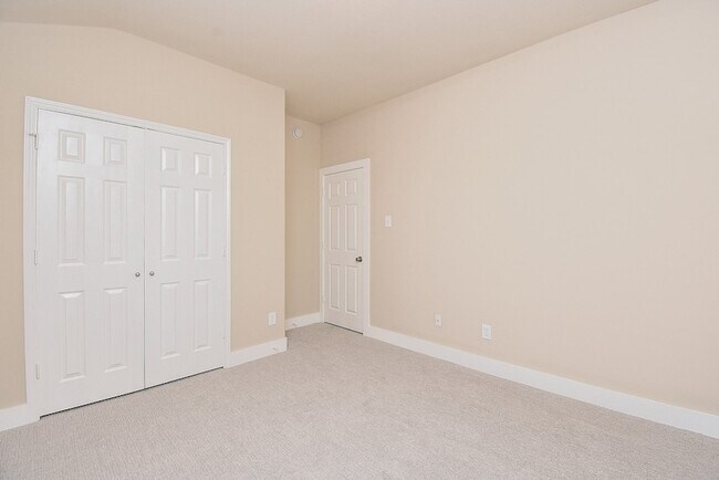 Building Photo - 20922 Barbons Heath Ct