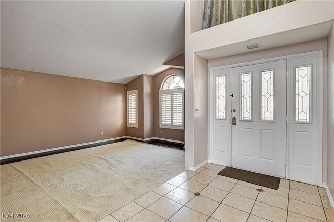 Building Photo - 8344 Snowmass Dr