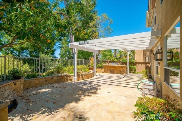 Building Photo - 33 Risero Dr