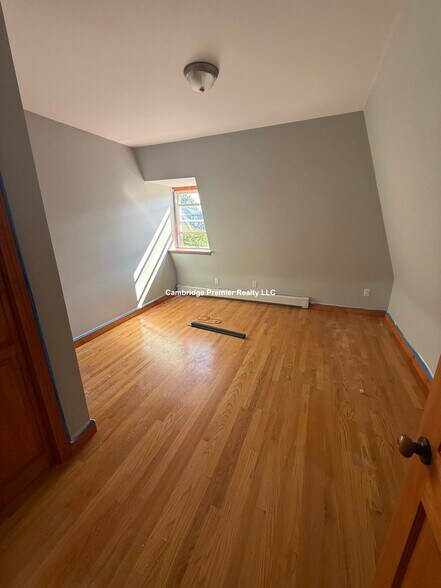 Building Photo - 199 Harvard St