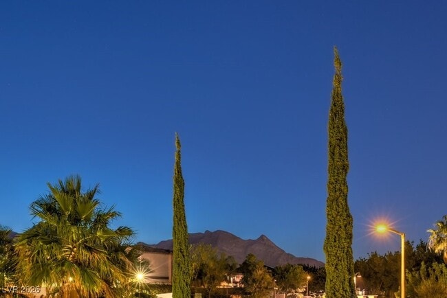 Building Photo - 636 Chervil Valley Dr