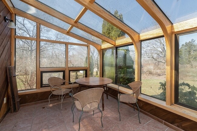 Building Photo - 29 Williston Rd