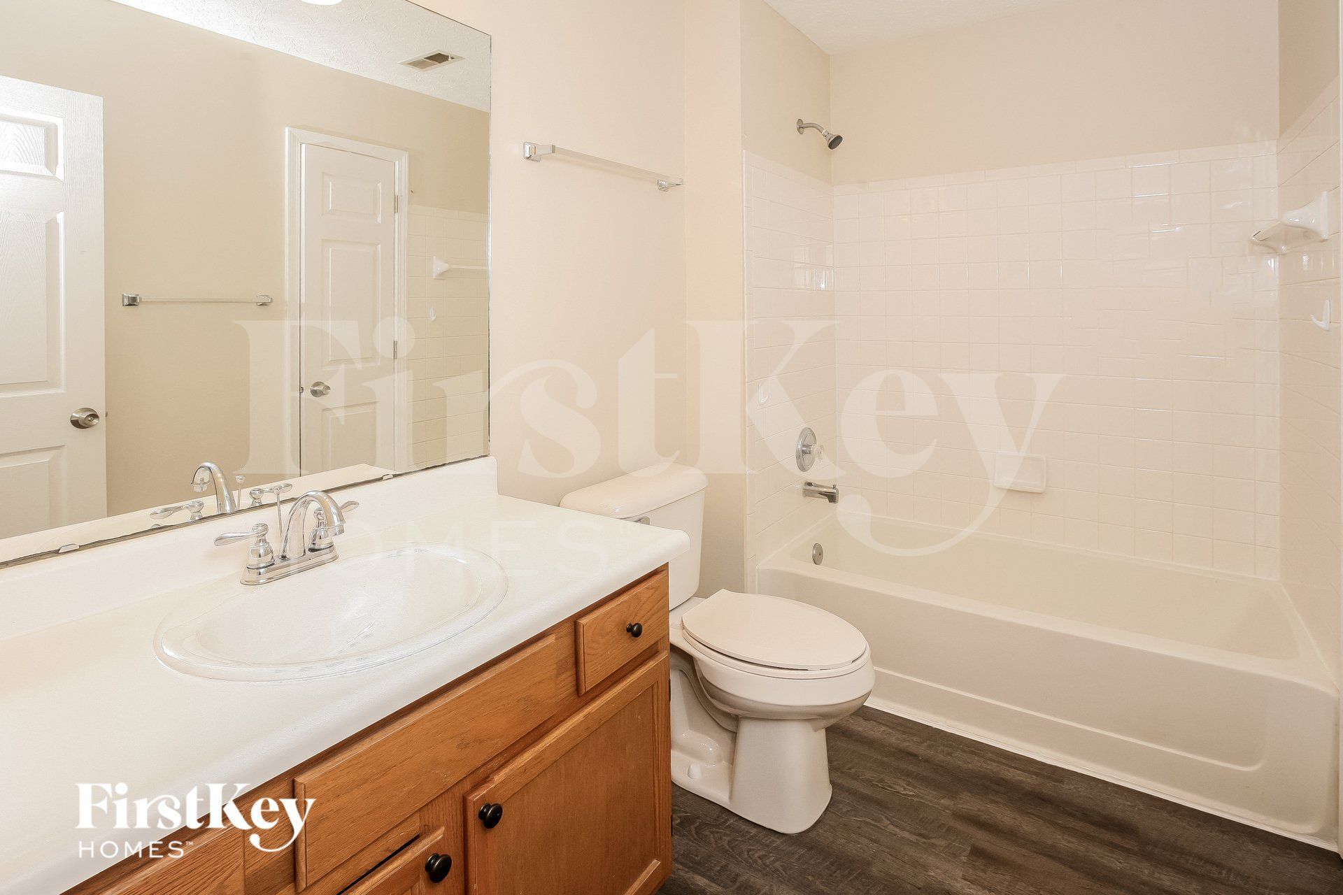 Building Photo - 10860 Washington Bay Dr