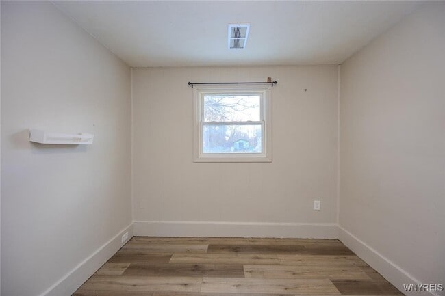 Building Photo - 3487 Rhode Island Ave