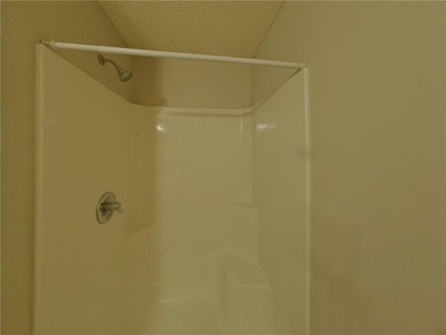 Building Photo - 16037 Flagstaff Ave W