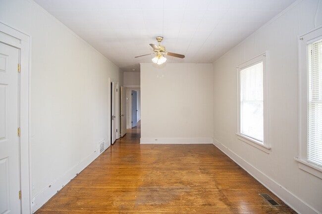 Building Photo - 3 Bed 2 Bath Home Fulton