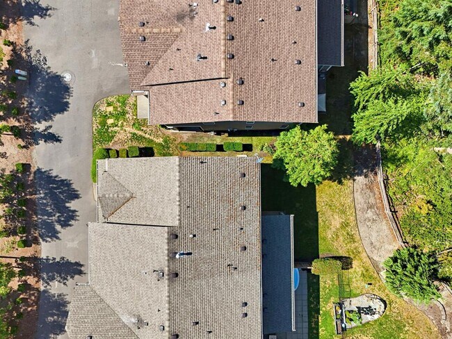 Building Photo - 3919 Jett Ln