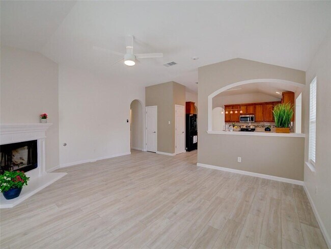 Building Photo - 1016 Zeus Cir
