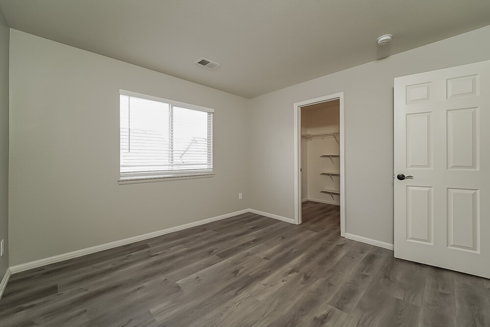 Building Photo - 5065 Pelican St