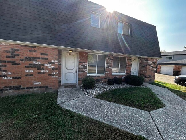 Building Photo - 3428 W Richwoods Blvd