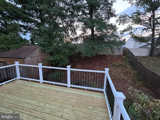 Building Photo - 7514 Braemar Ct