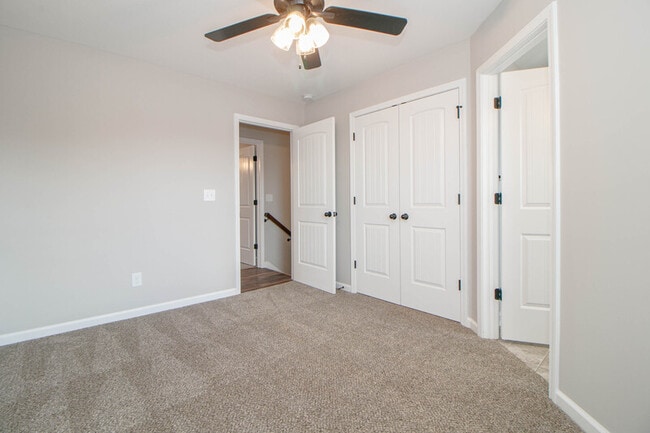 Building Photo - 1115-A6 Hillwood Dr