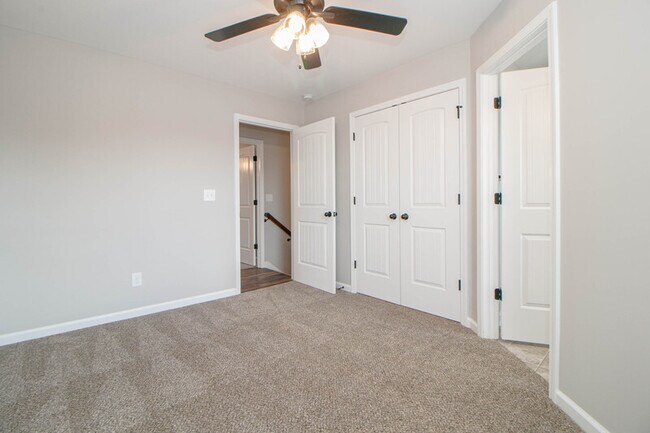 Building Photo - 1115 Hillwood Dr