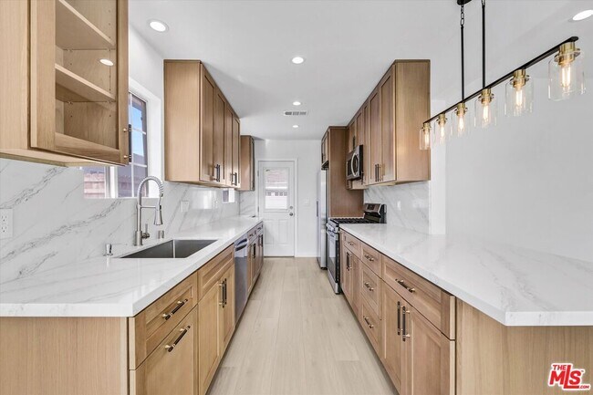 Building Photo - 3523 Enville Pl