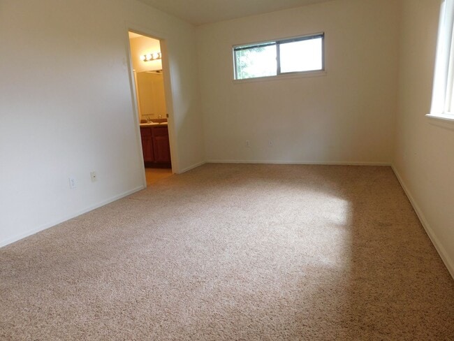 Building Photo - AWESOME 3 bed 2.5 bath in North GJ