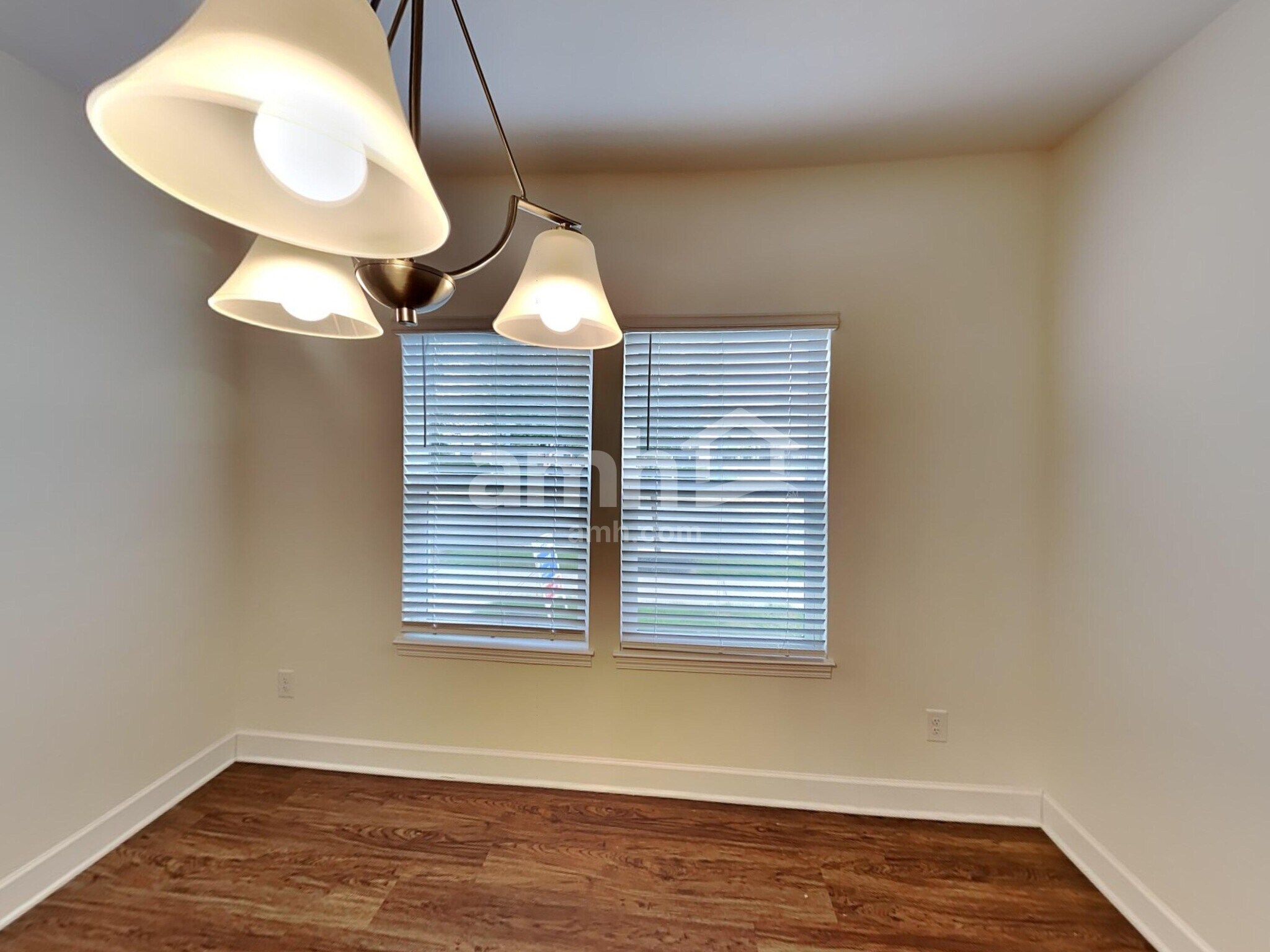 Building Photo - 4996 Chutney Dr