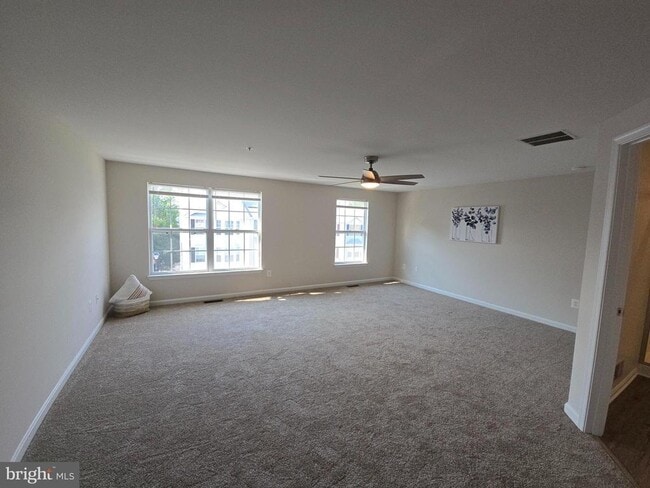 Building Photo - 8868 Goose Landing Cir