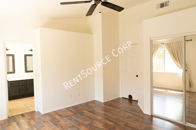 Building Photo - 3 Bedroom Single Story Home for Rent in We...