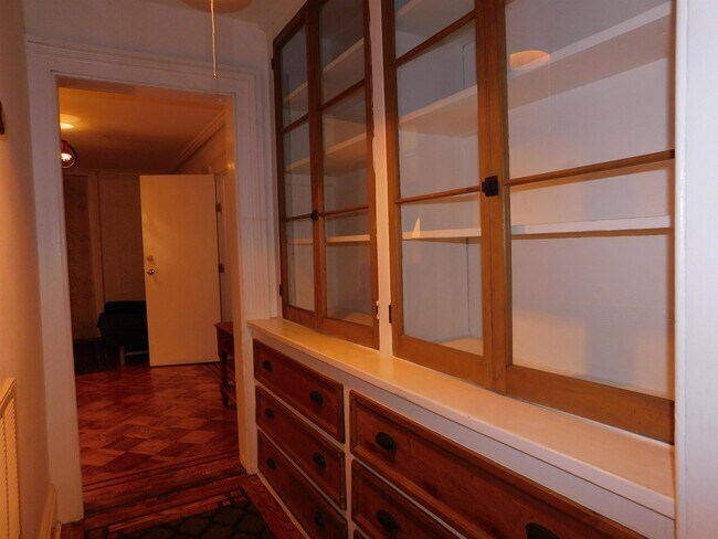 Building Photo - 1113 Bloomfield St