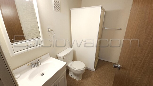 Building Photo - 6713 Council St NE