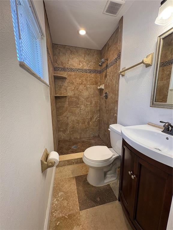 Building Photo - 218 Lewis Blvd SE