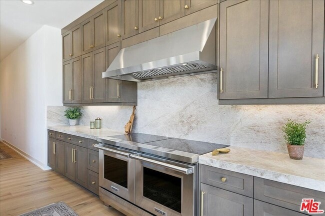Building Photo - 22810 Seaqua Cir