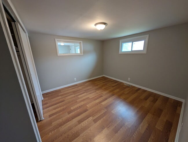 Building Photo - 216 N 9th St