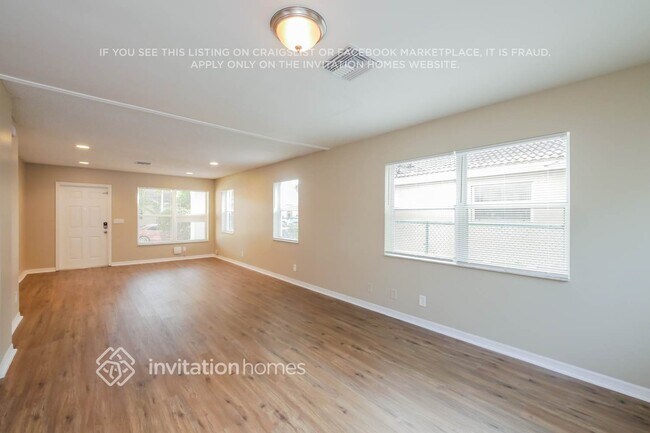 Building Photo - 4131 NW 62nd Dr