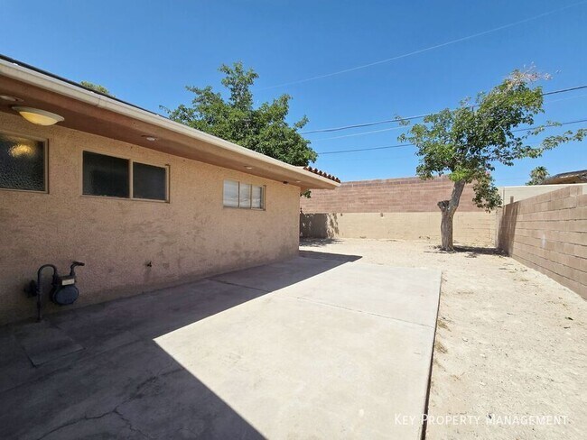 Building Photo - 713 N 18th St