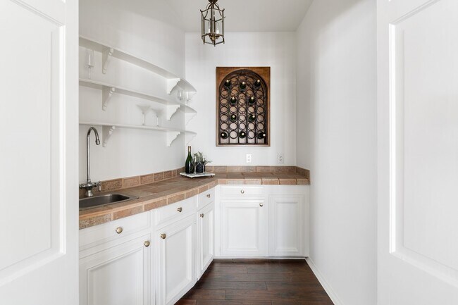 Building Photo - 11739 Wood Ln